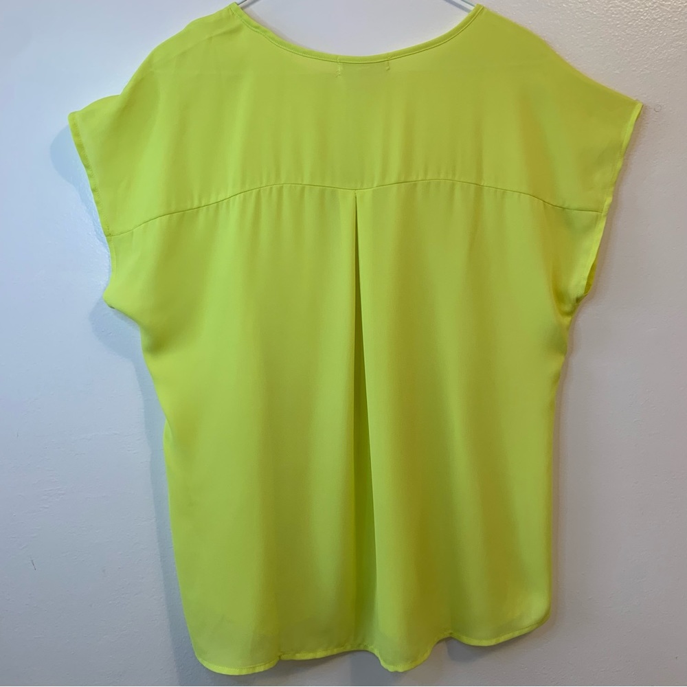 Pleione blouse top bright yellow women’s size Large - Picture 2 of 4